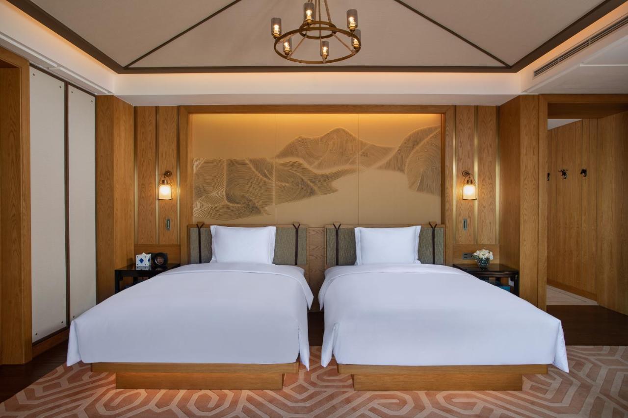 Hotel Indigo Diqing Moonlight City By Ihg Shangri-La Buitenkant foto